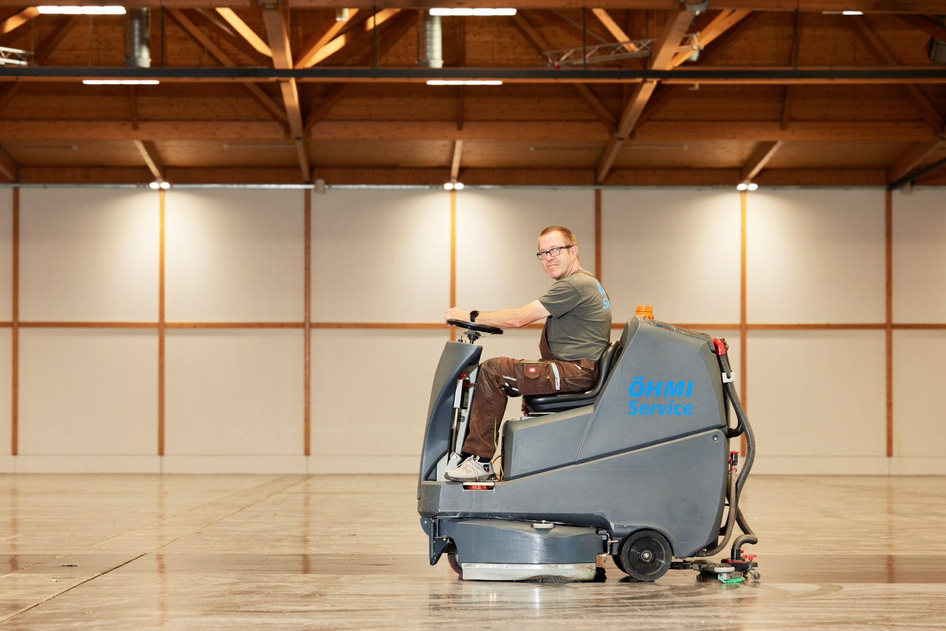 0100 Oehmi Service Gmbh Fotograf Rayk Weber JPEG 1920px 72dpi